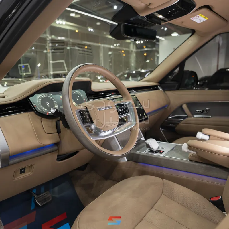 2025 Land Rover Range Rover SV Autobiography