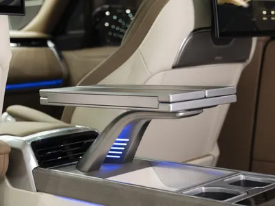 2025 Land Rover Range Rover SV Autobiography