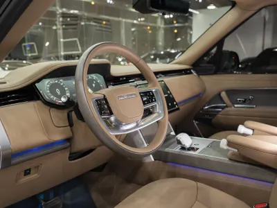 2025 Land Rover Range Rover SV Autobiography