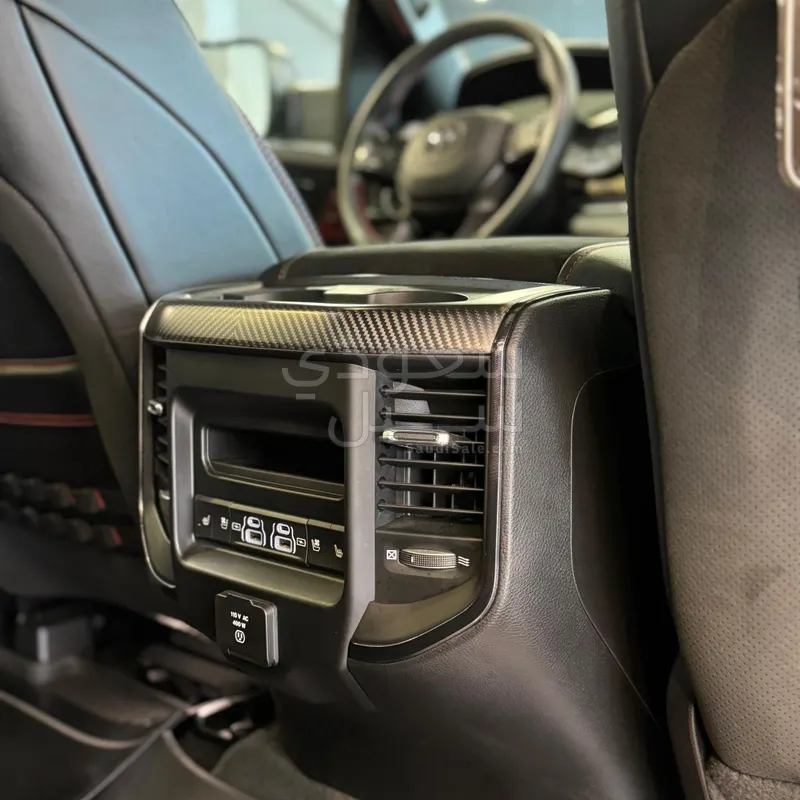 2021 دودج رام تي ار اكس