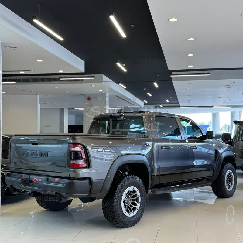 2021 دودج رام تي ار اكس