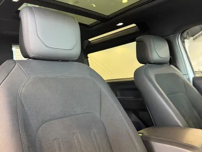 2022 لاند روفر ديفيندر 90