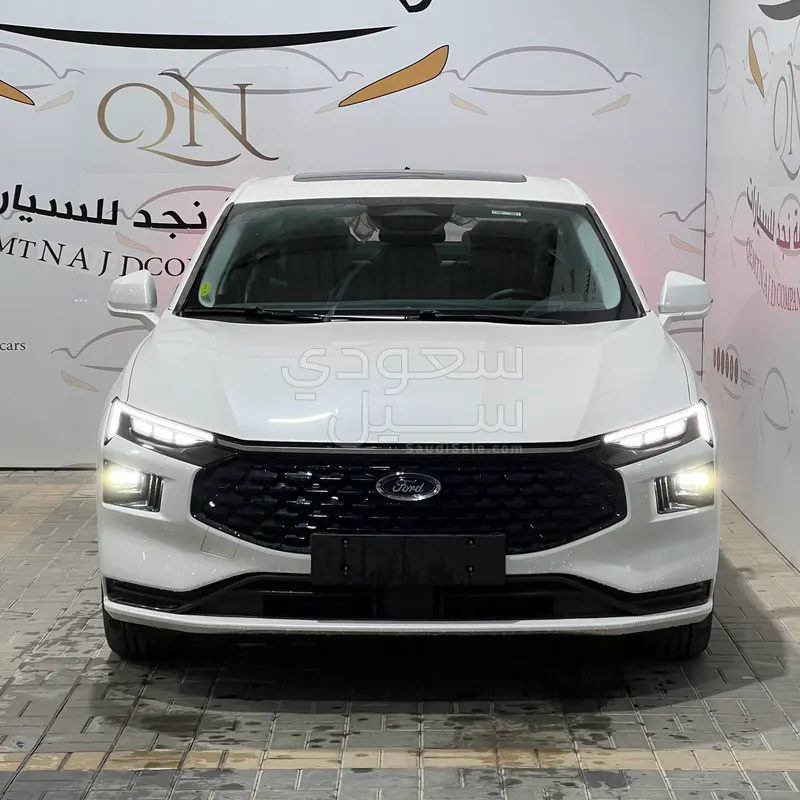 2026 فورد توروس ترند