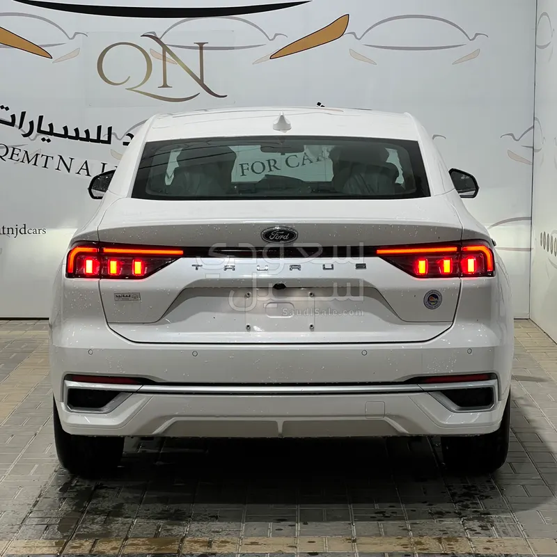 2026 فورد توروس ترند