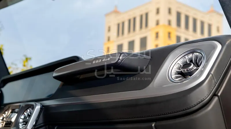 2023 مرسيدس - بنز جي 63 4×4