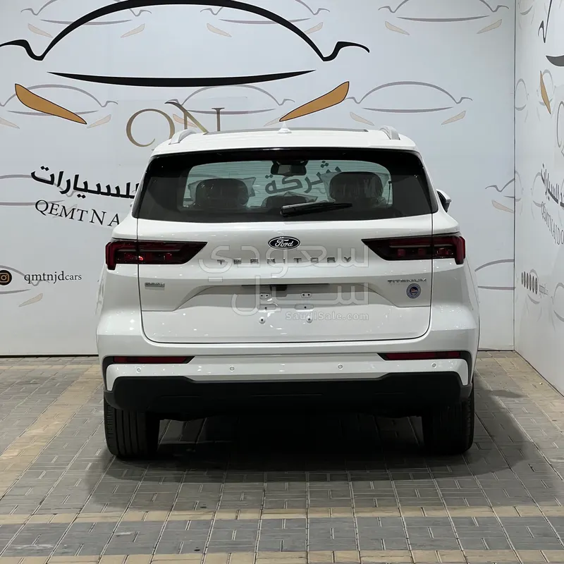 2026 فورد تيريتوري تيتانيوم بلس