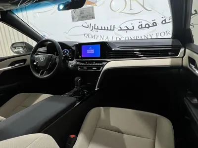 2025 تويوتا كامري ال اي