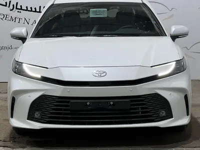 2025 تويوتا كامري ال اي