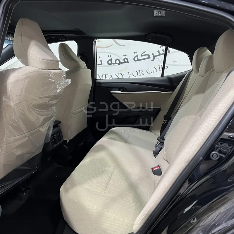 2025 تويوتا كامري ال اي