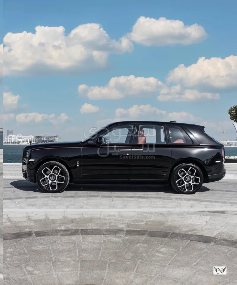 2022 Rolls-Royce Cullinan Black Badge