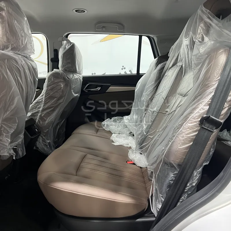 2024 ايسوزو ام يو اكس