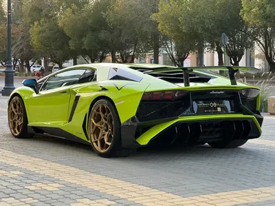 2016 لمبرجيني افنتادور اس في