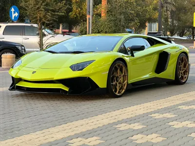 2016 لمبرجيني افنتادور اس في