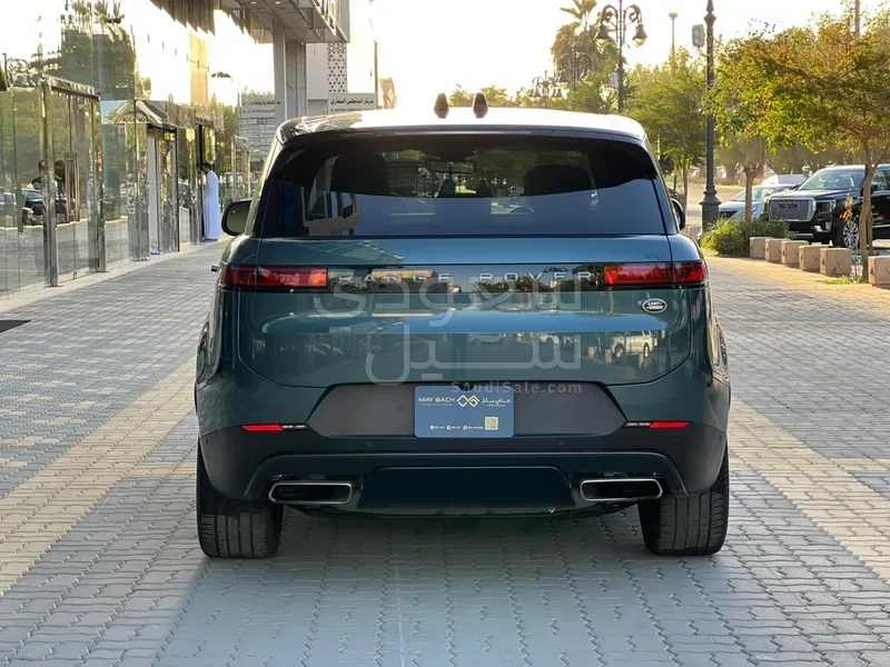 2023 لاند روفر رينج روفر سبورت اس اي