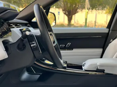 2023 لاند روفر رينج روفر سبورت اس اي