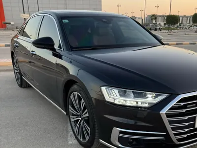 2021 اودي اي 8 ال 55تي اف اس أي