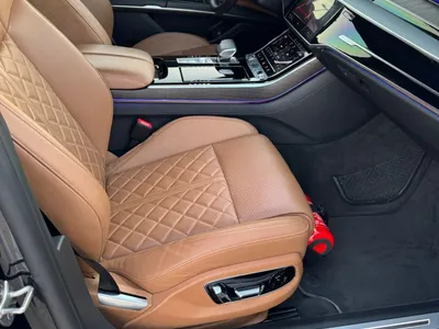 2021 اودي اي 8 ال 55تي اف اس أي