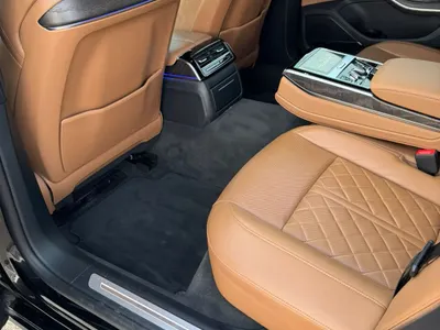 2021 اودي اي 8 ال 55تي اف اس أي