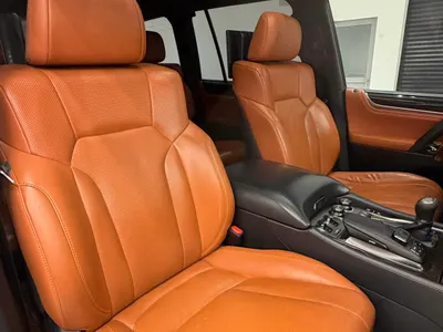 2017 لكزس إل إكس 570