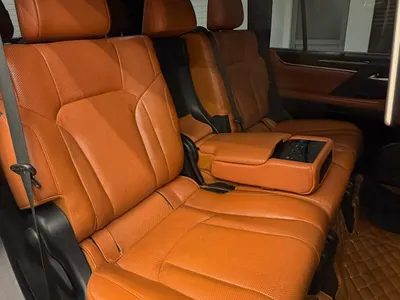 2017 لكزس إل إكس 570