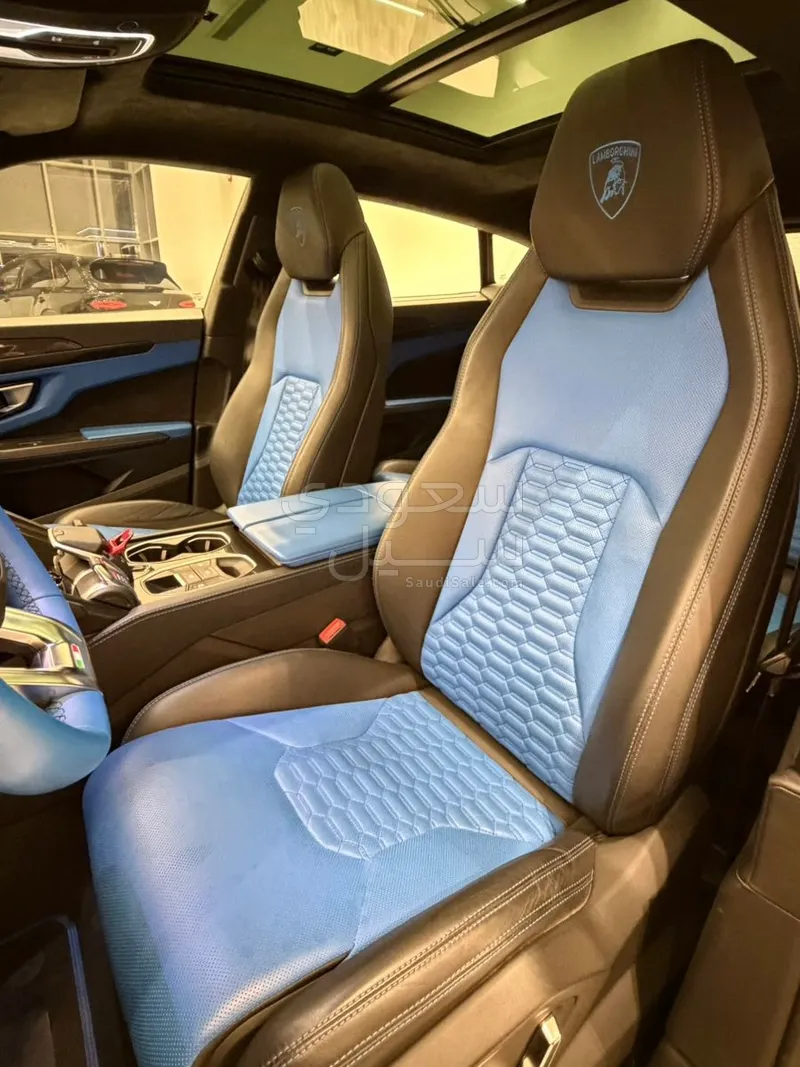 2022 لمبرجيني اوروس