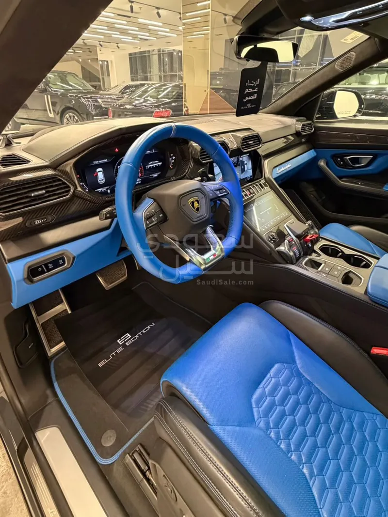 2022 لمبرجيني اوروس