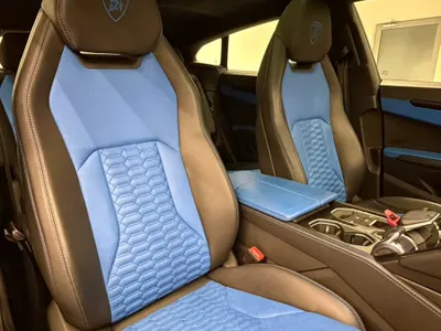 2022 لمبرجيني اوروس