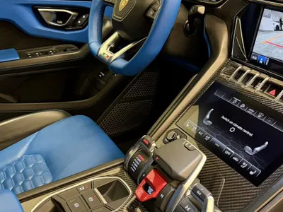 2022 لمبرجيني اوروس