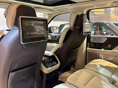 2021 لنكولن نافيكيتر بريزدينشال