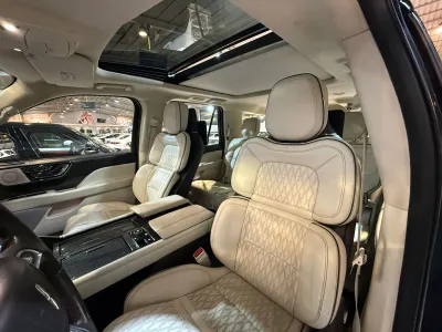 2021 لنكولن نافيكيتر بريزدينشال