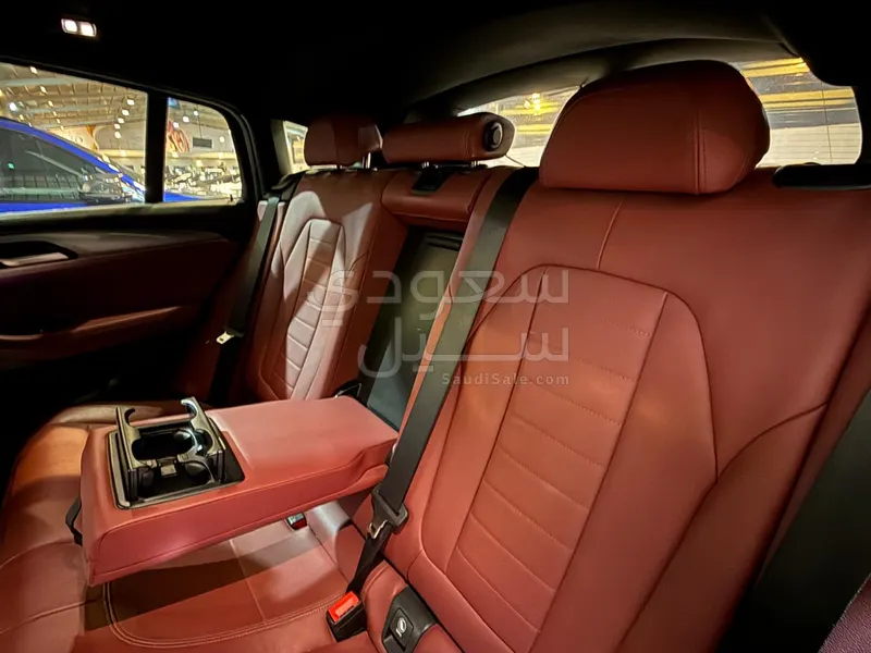 2020 بي ام دبليو الفئة اكس 4 ام كت