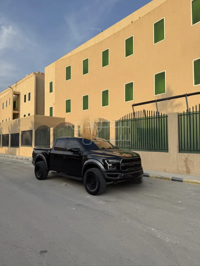 2017 فورد اف 150 رابتور