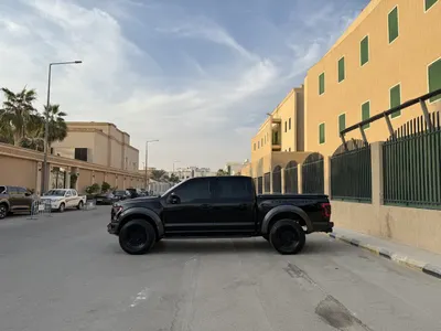 2017 فورد اف 150 رابتور
