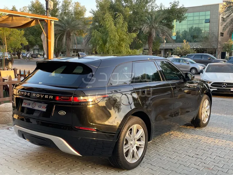 2022 لاند روفر رينج روفر فيلار فيلار