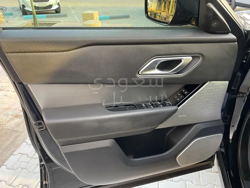 2022 لاند روفر رينج روفر فيلار فيلار