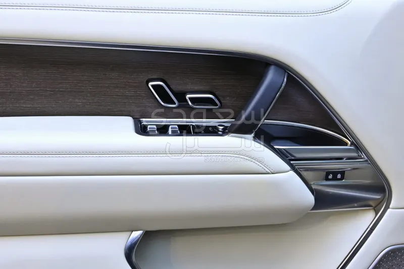 2023 لاند روفر رينج روفر اوتوبيوغرافي