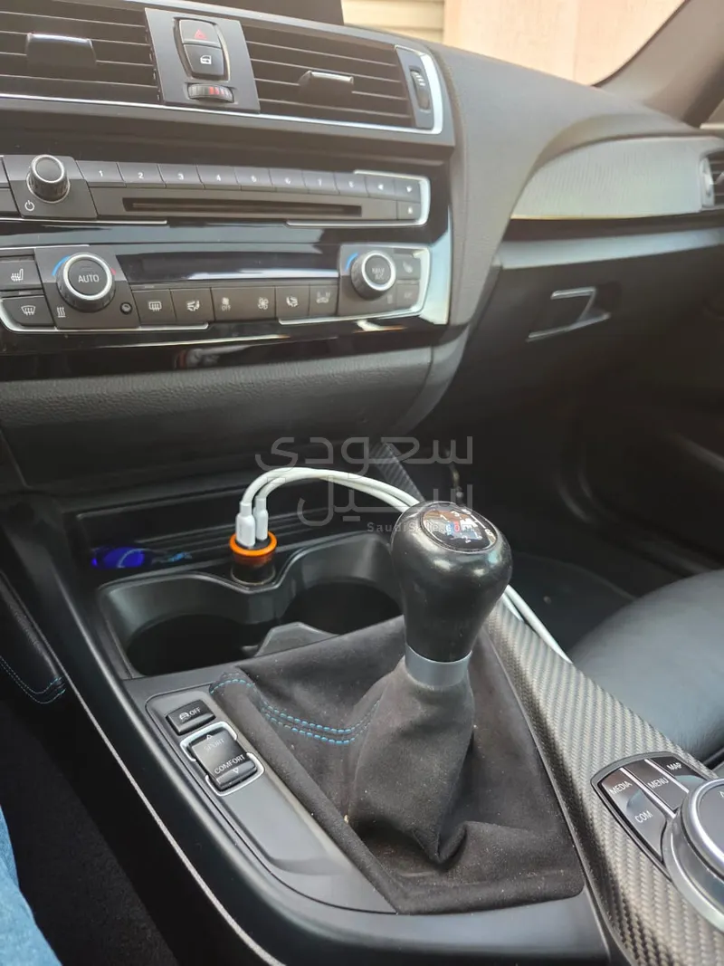 2017 بي ام دبليو الفئة ام إم 2