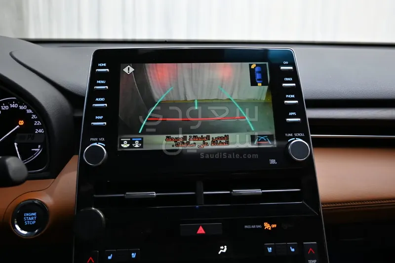 2022 تويوتا افالون ليمتد