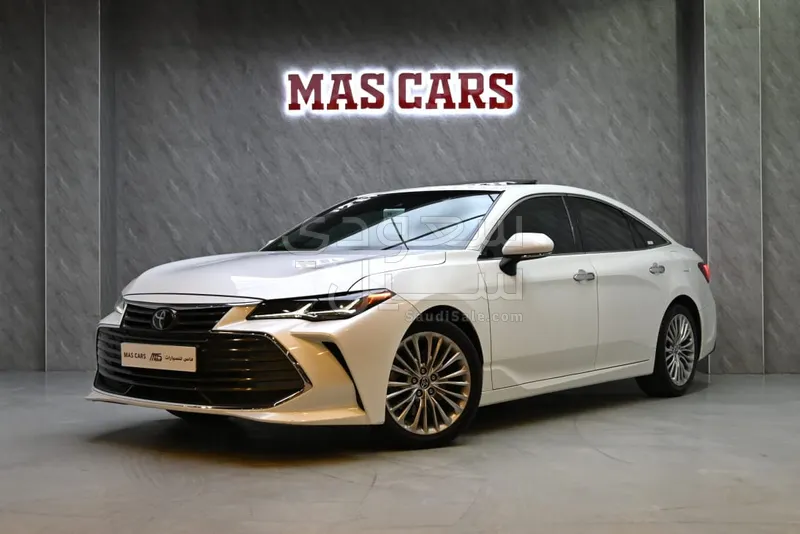 2022 تويوتا افالون ليمتد