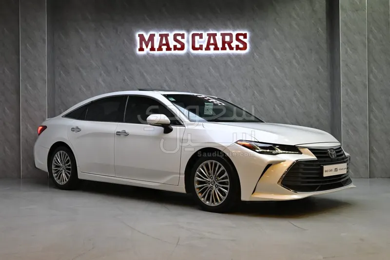 2022 تويوتا افالون ليمتد