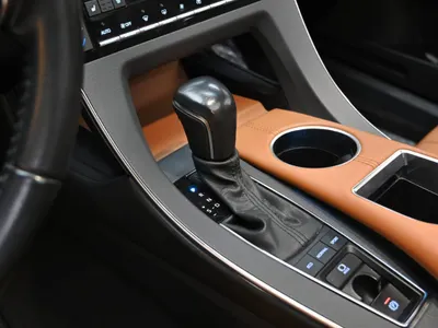 2022 تويوتا افالون ليمتد