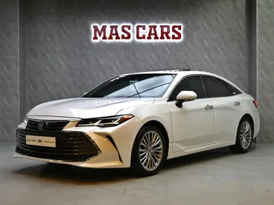 2022 تويوتا افالون ليمتد