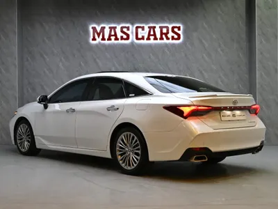 2022 تويوتا افالون ليمتد