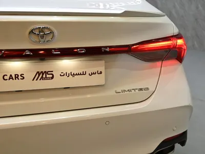 2022 تويوتا افالون ليمتد