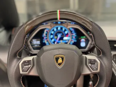 2016 لمبرجيني افنتادور رودستر