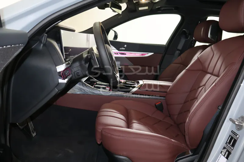 2026 بي ام دبليو الفئة السابعة 740أي