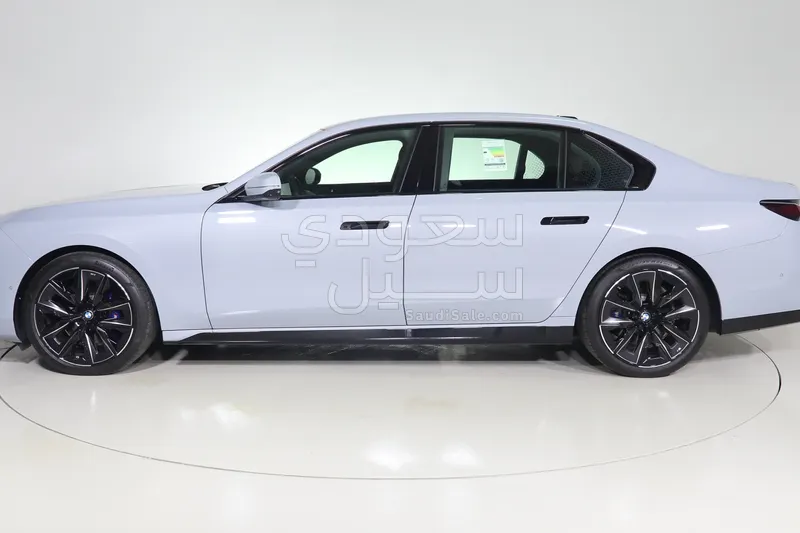 2026 بي ام دبليو الفئة السابعة 740أي