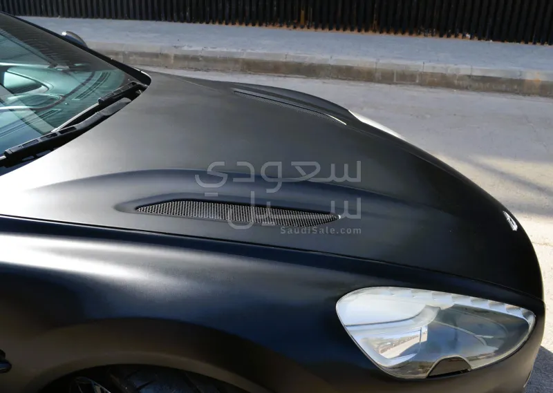 2013 استون مارتن فانكويش