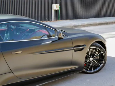 2013 استون مارتن فانكويش