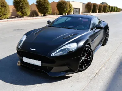 2013 استون مارتن فانكويش